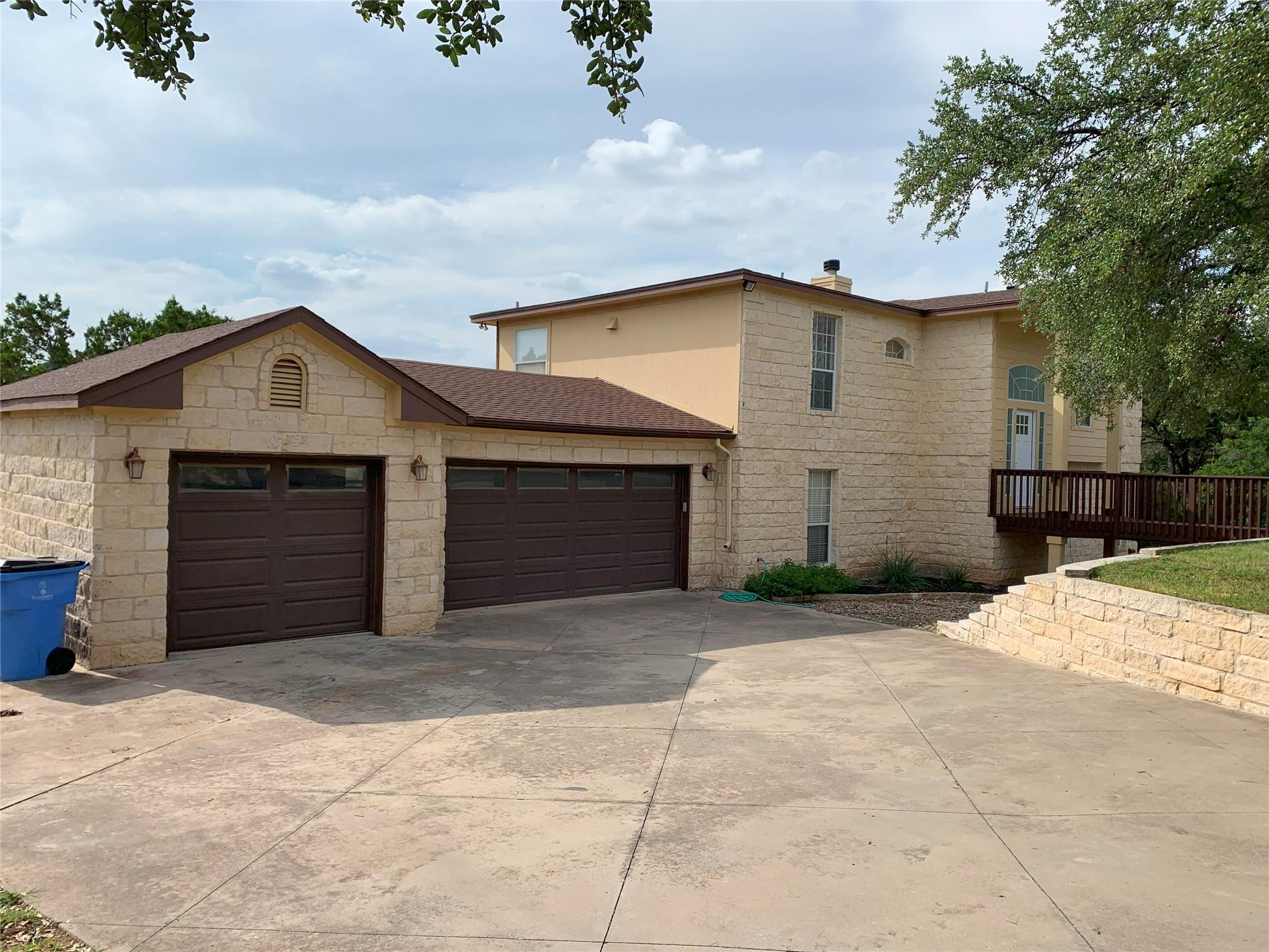 4102 Glendale Ln, Lago Vista, TX 78645