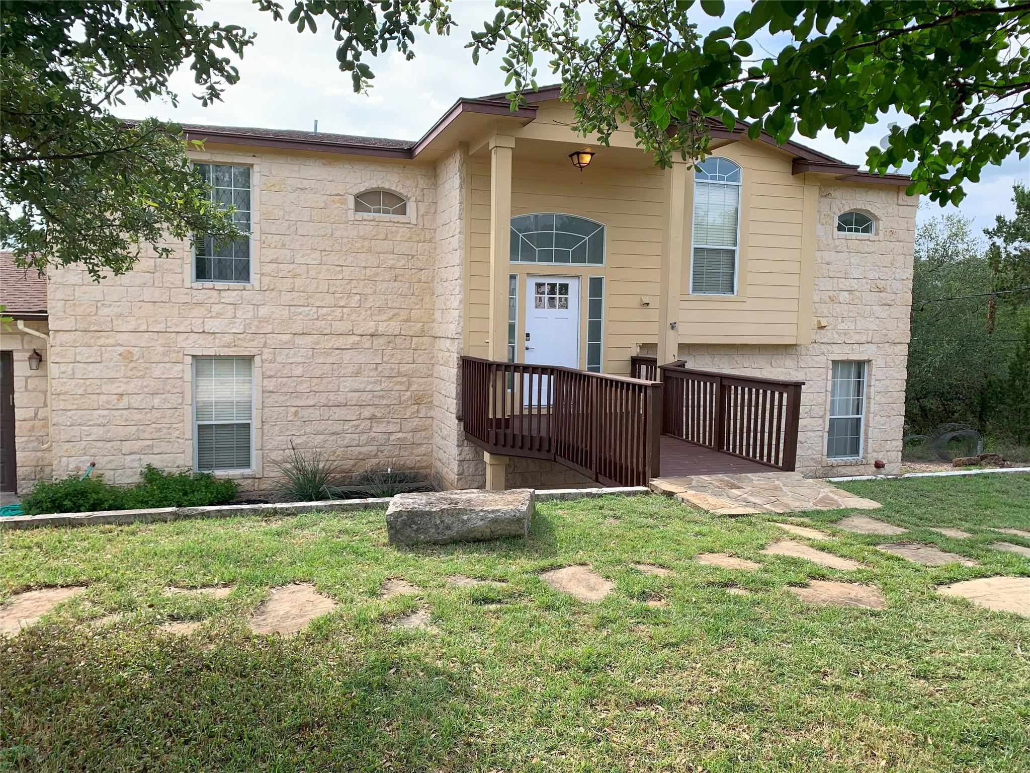 4102 Glendale Ln, Lago Vista, TX 78645
