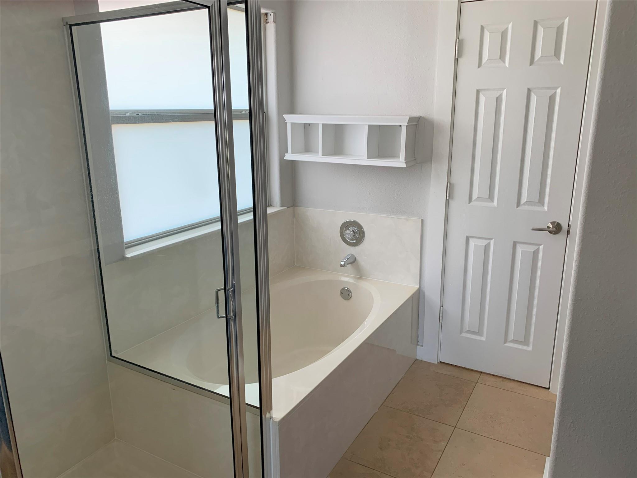 4102 Glendale Ln, Lago Vista, TX 78645