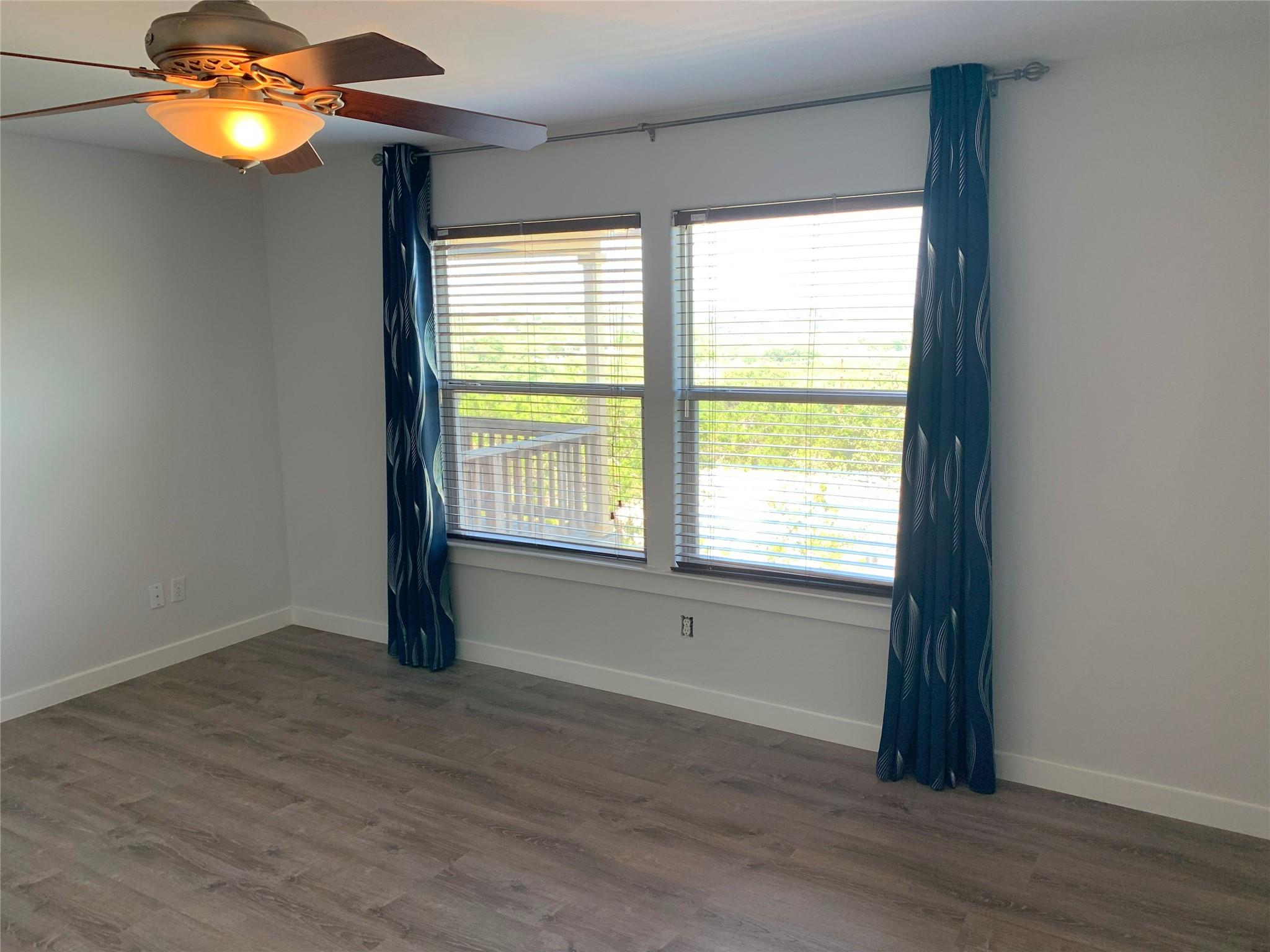 4102 Glendale Ln, Lago Vista, TX 78645