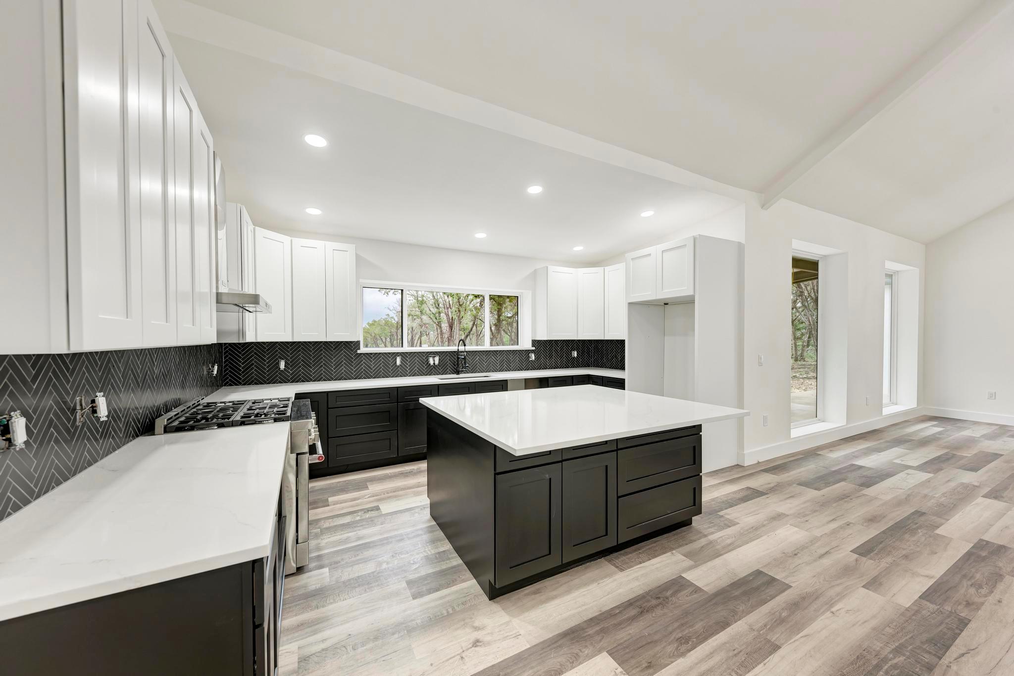 4190 W FM 243, Bertram, TX 78605