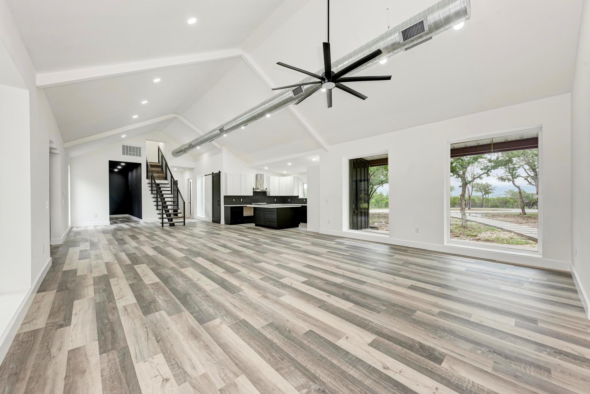 4190 W FM 243, Bertram, TX 78605