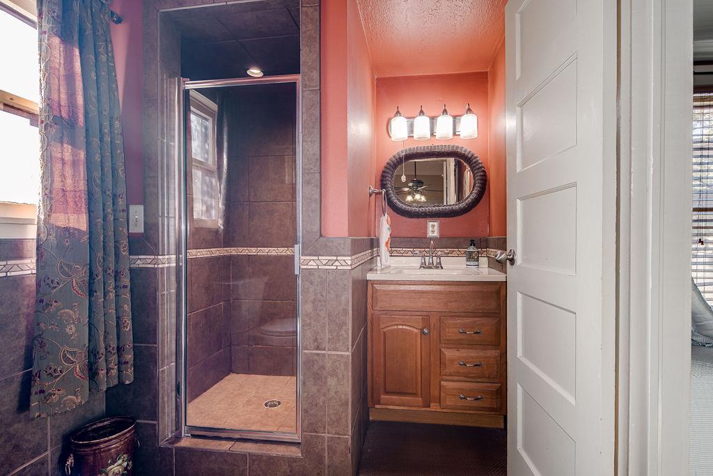 303 W Austin St, Fredericksburg, TX 78624