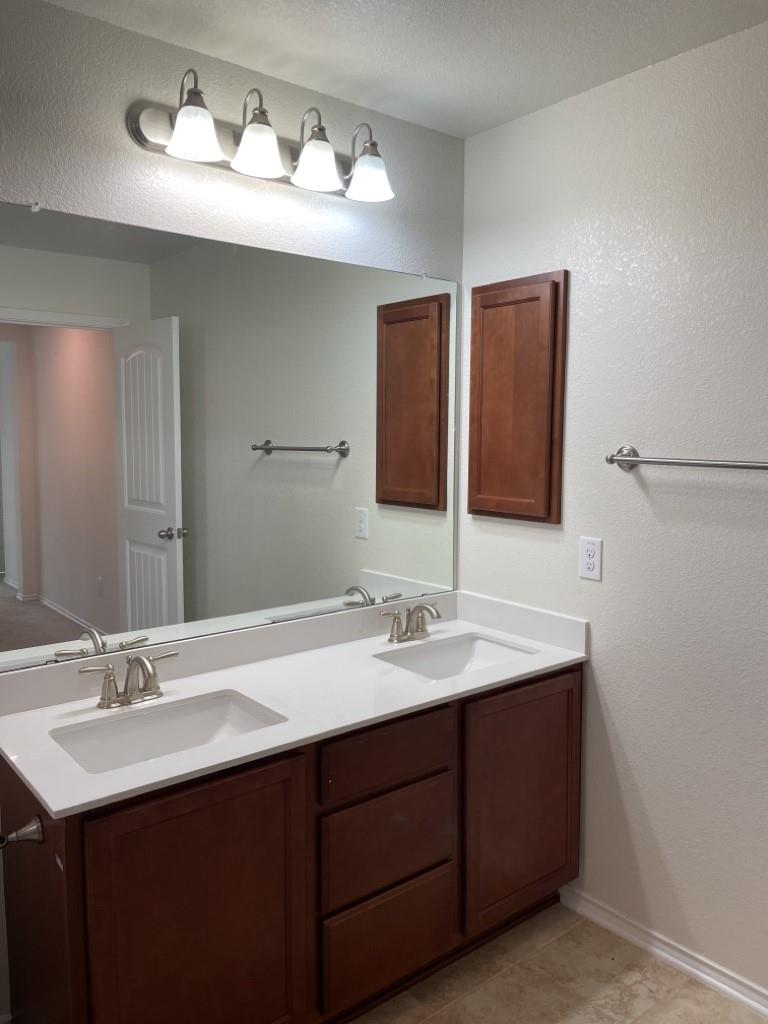 1029 Clove Hitch Dr, Georgetown, TX 78628