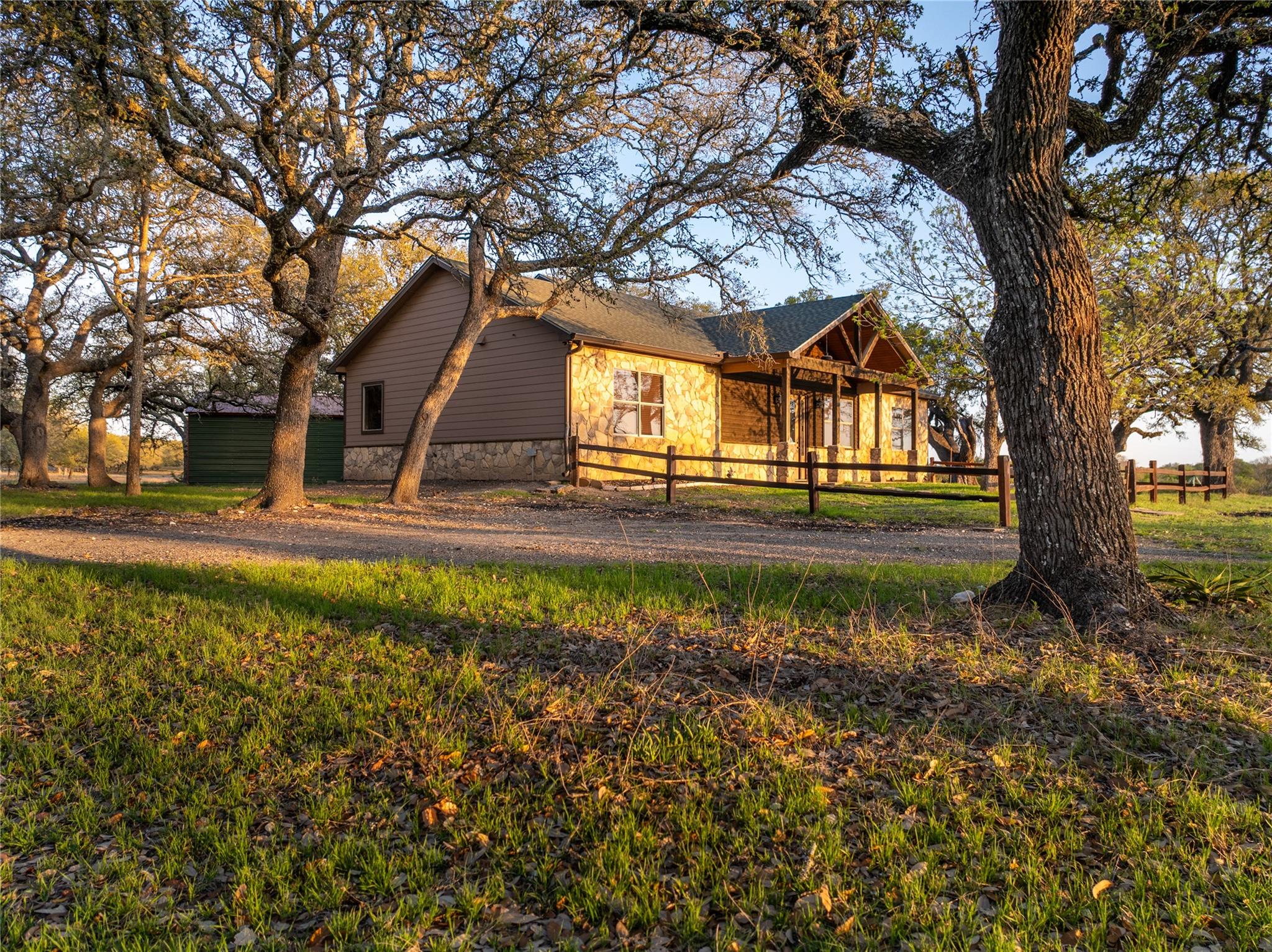 5525 Fm 2340 Rd, Burnet, TX 78611