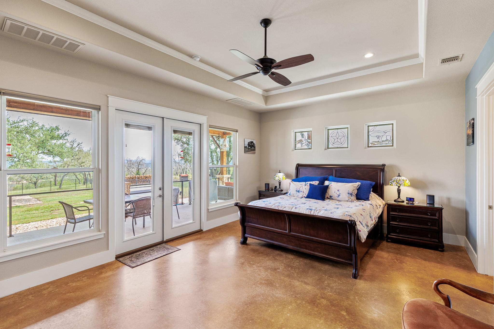 195 Chimney Cove Dr, Marble Falls, TX 78654