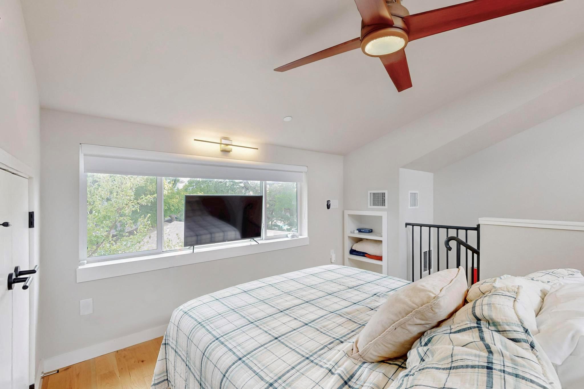 913 Duncan Ln # 103, Austin, TX 78705