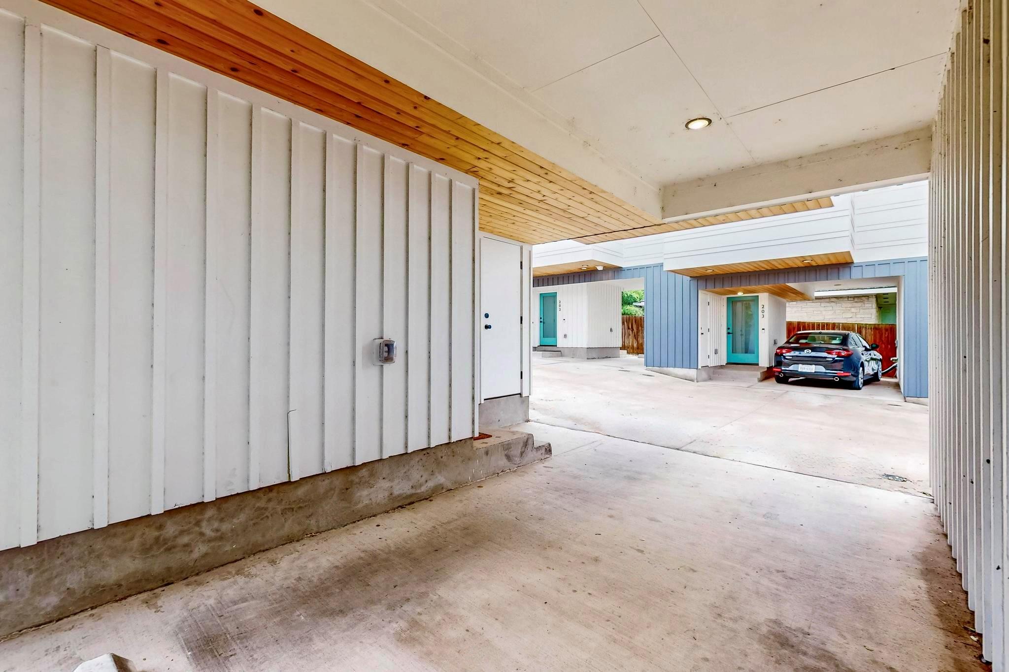 913 Duncan Ln # 103, Austin, TX 78705