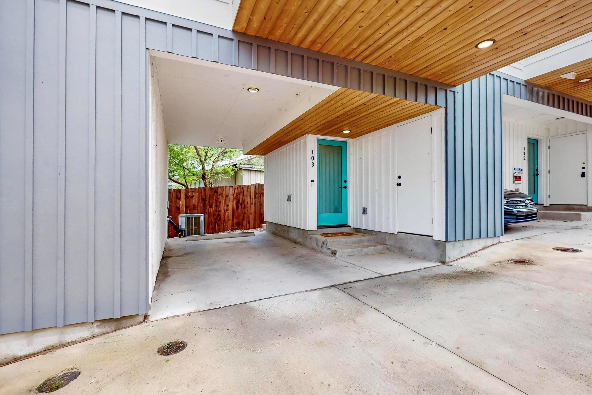 913 Duncan Ln # 103, Austin, TX 78705