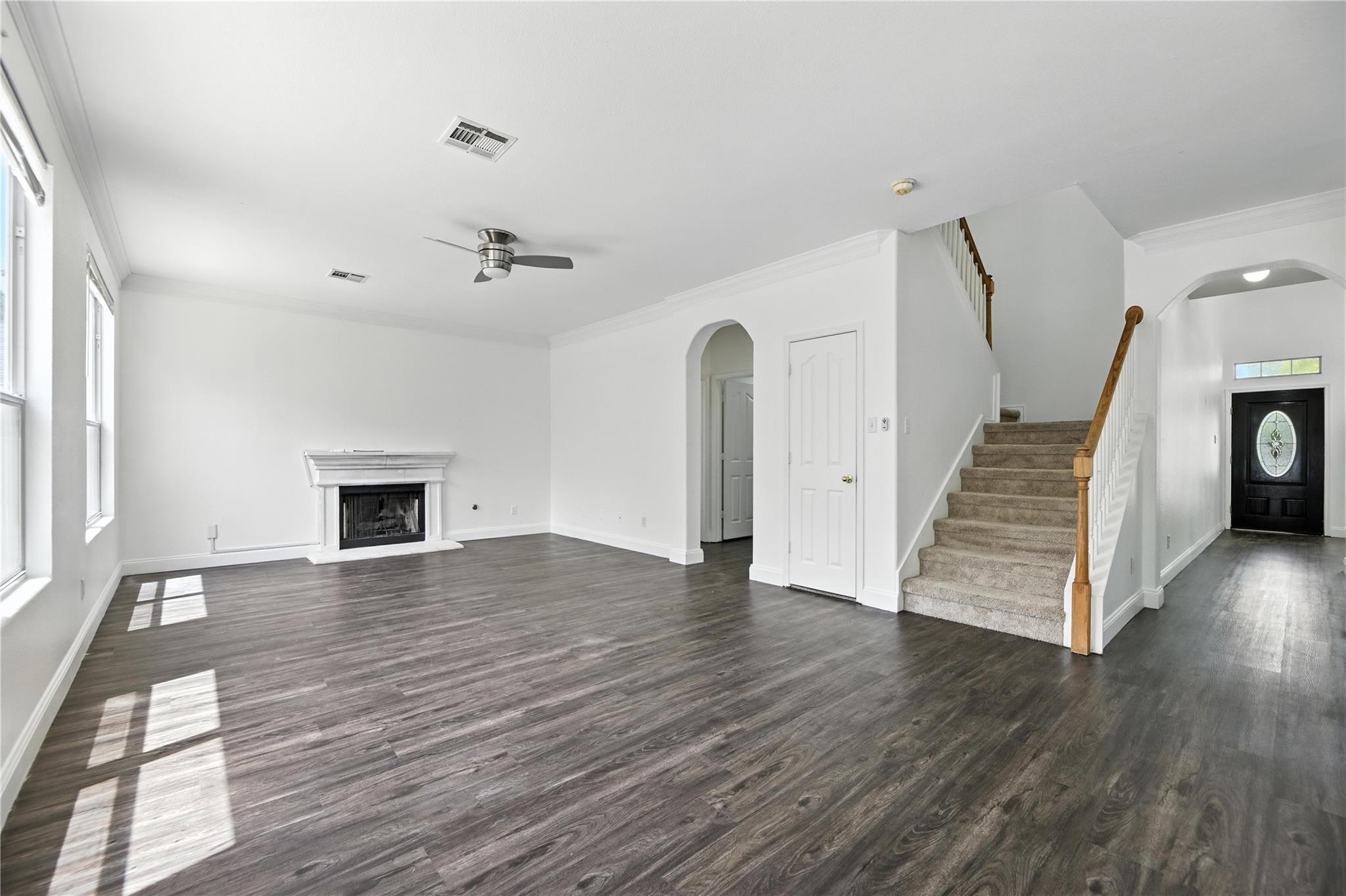 1901 Avante Dr, Cedar Park, TX 78613