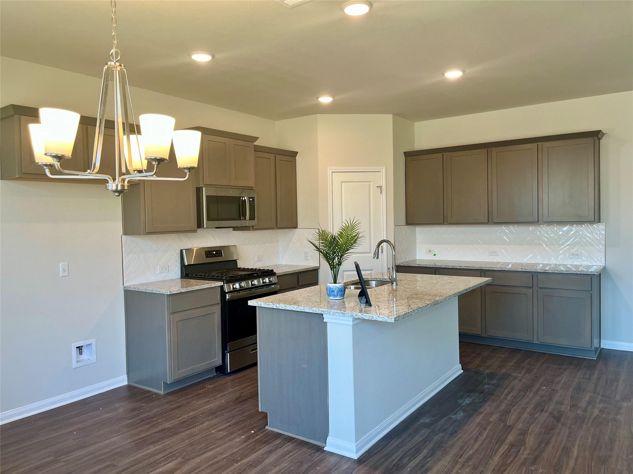 254 Brave St, Kyle, TX 78640