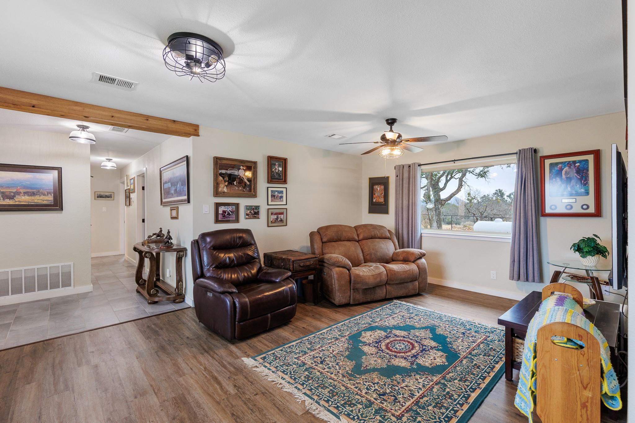 2340 E State Highway 71, Llano, TX 78643