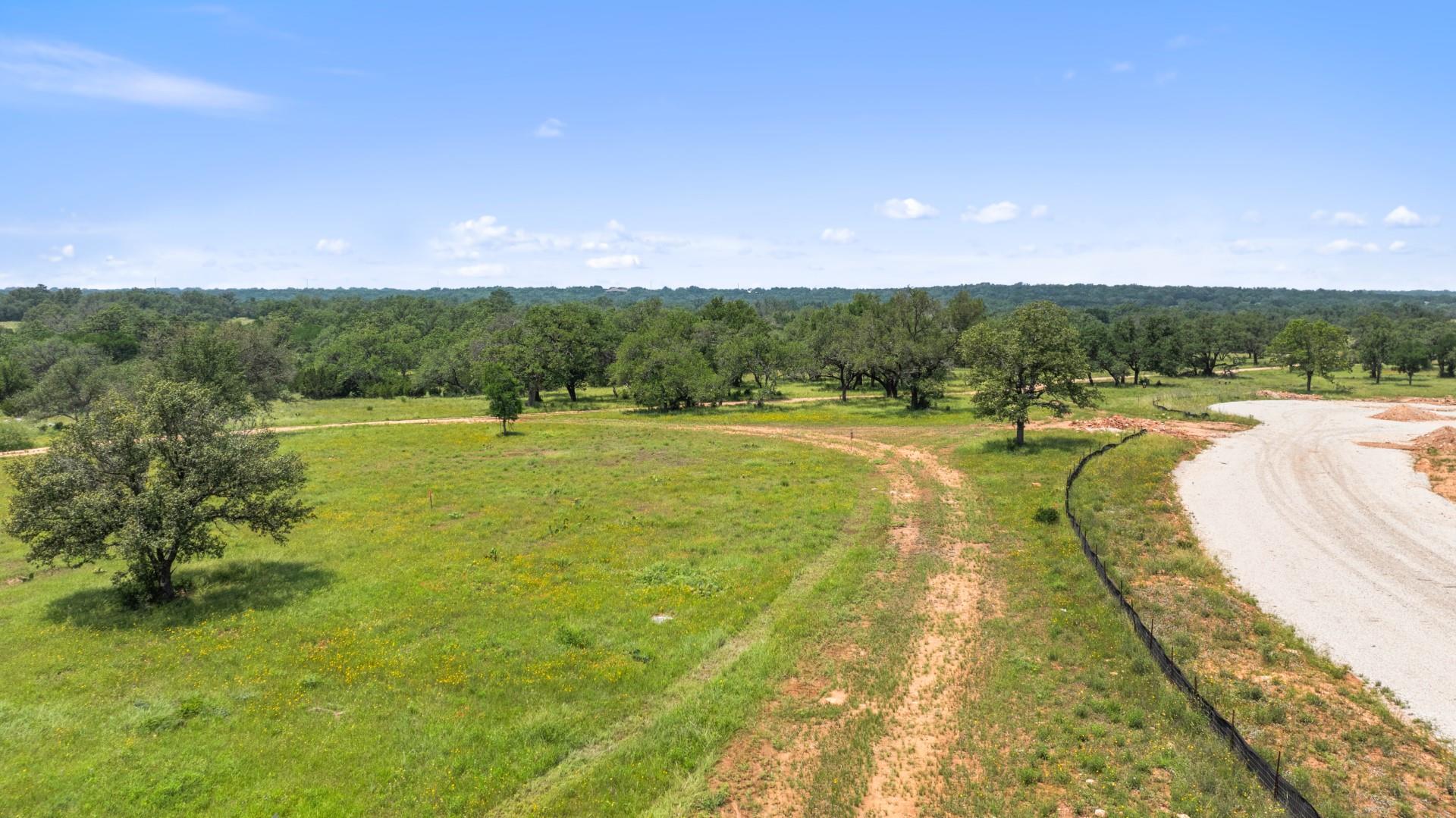 212 Red Hawk Dr, Marble Falls, TX 78654