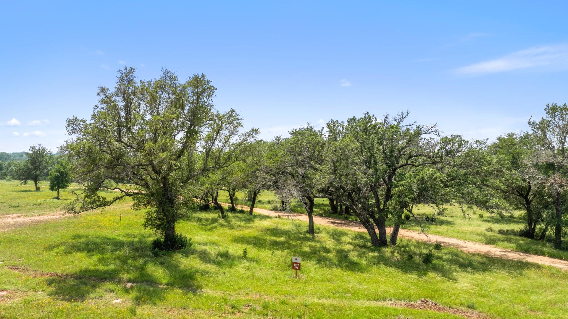 212 Red Hawk Dr, Marble Falls, TX 78654