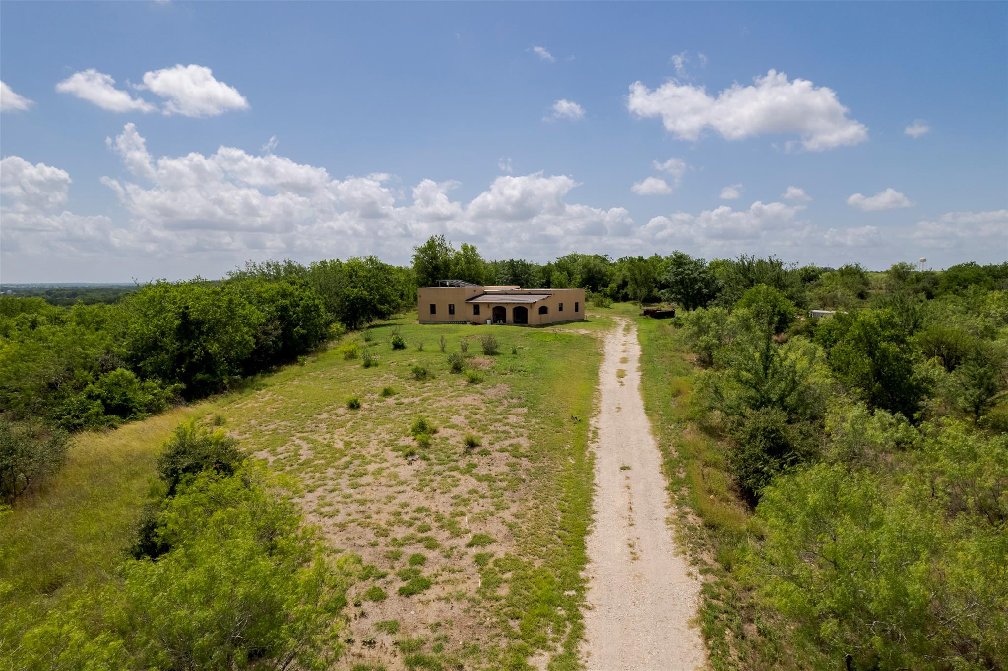 474 Heidenreich Ln, Kyle, TX 78640