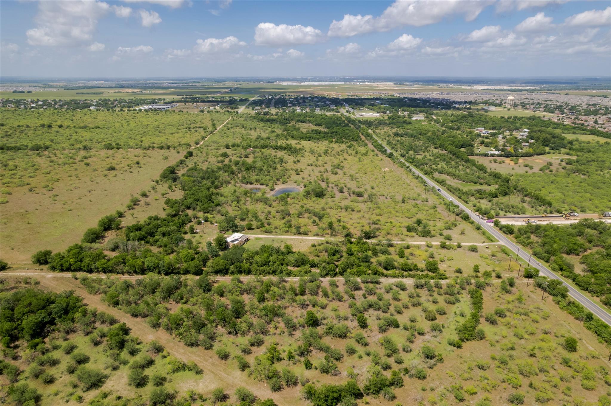 474 Heidenreich Ln, Kyle, TX 78640