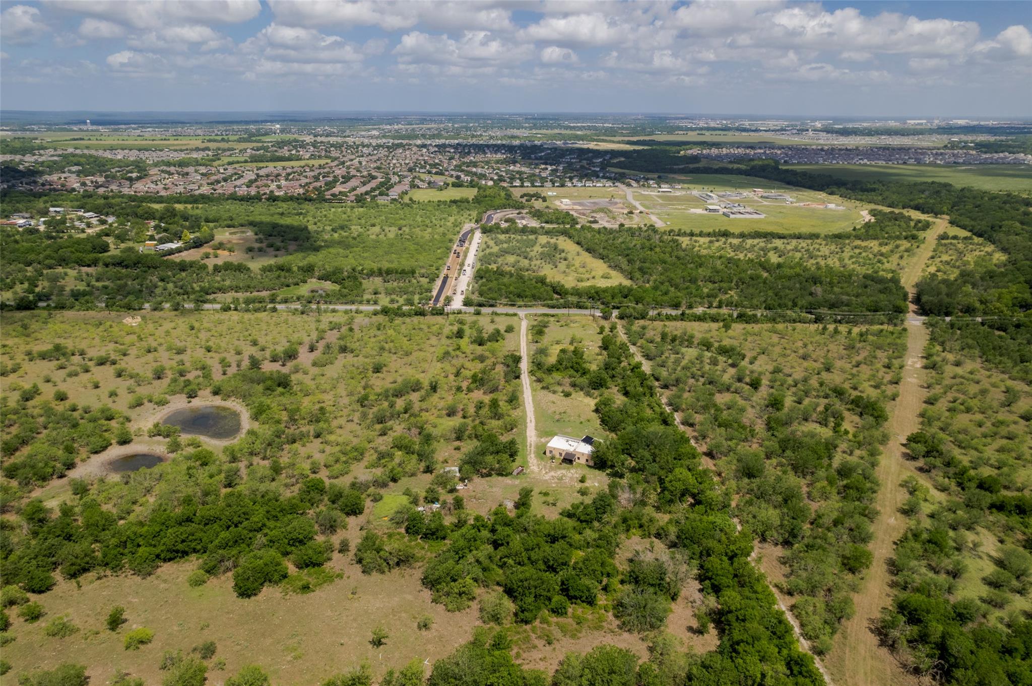 474 Heidenreich Ln, Kyle, TX 78640