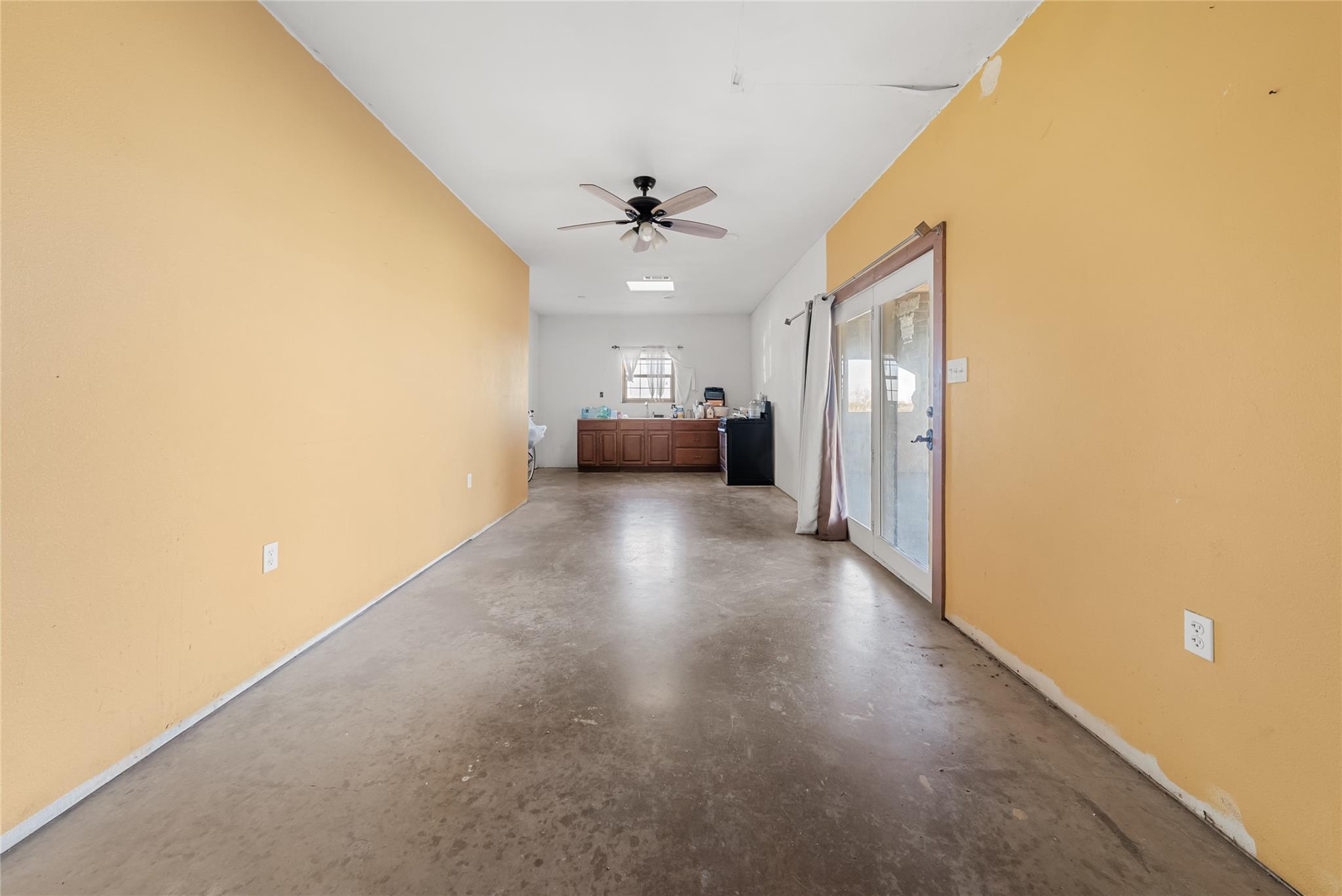 474 Heidenreich Ln, Kyle, TX 78640