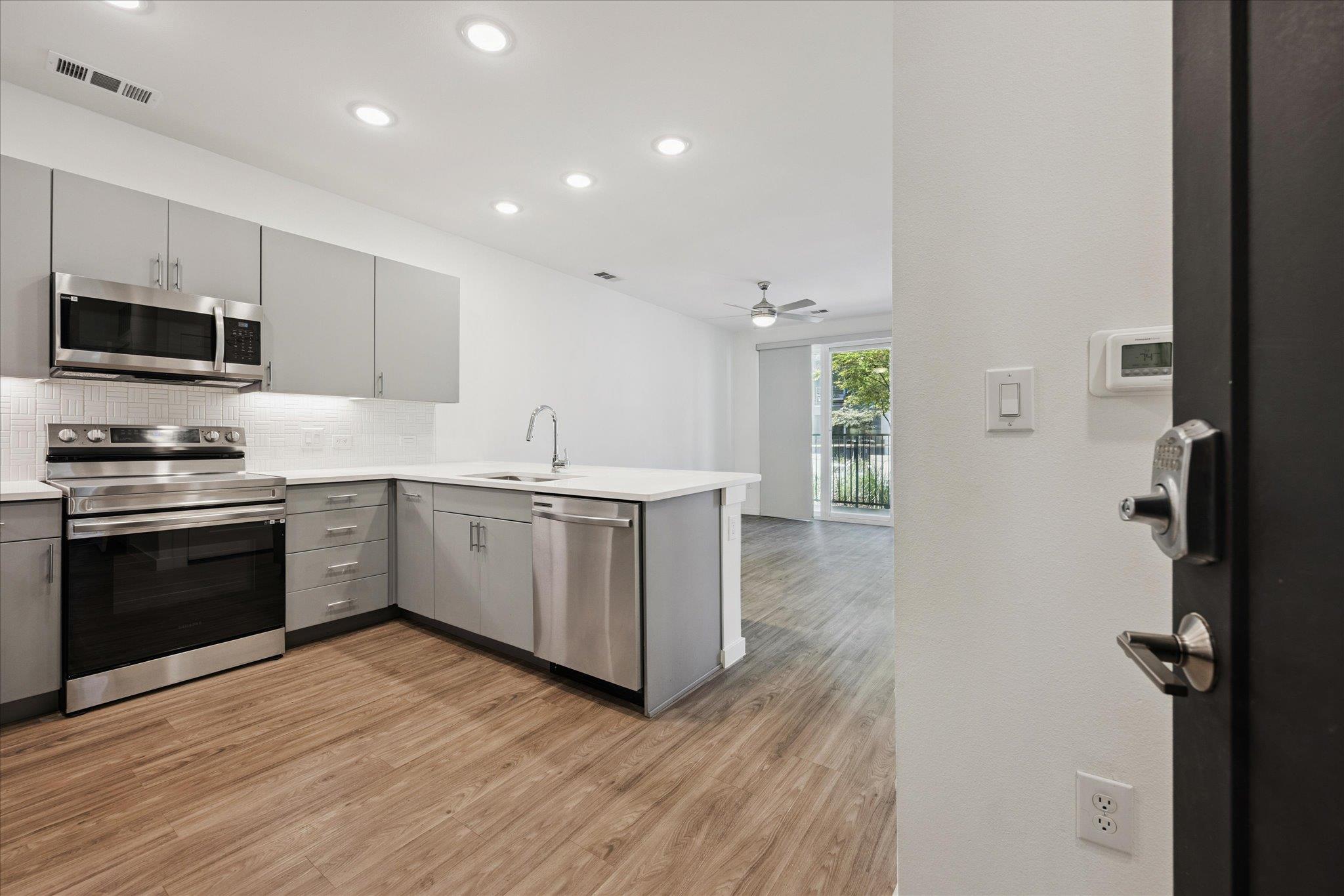 4801 Springdale Rd # 2006, Austin, TX 78723