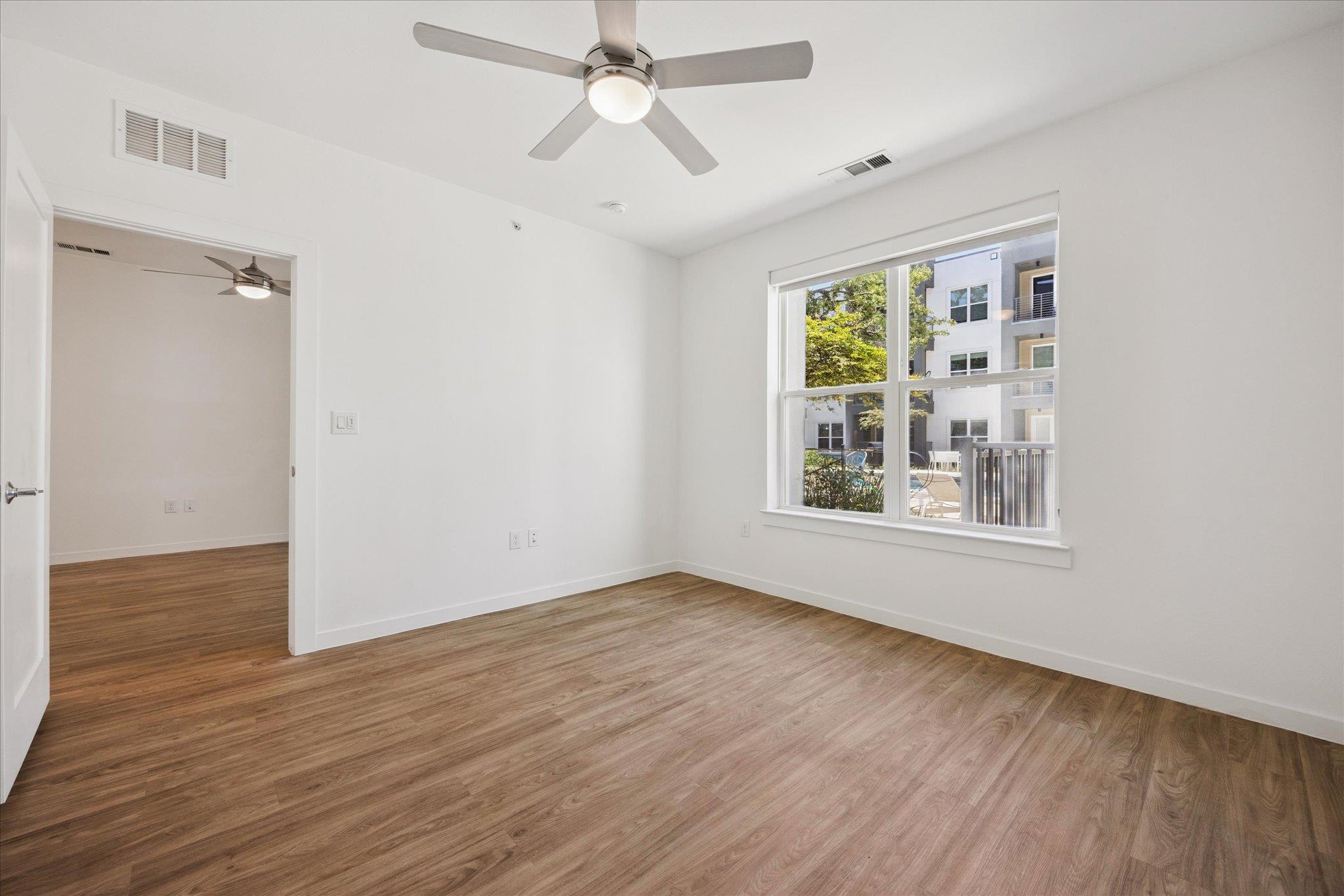 4801 Springdale Rd # 2006, Austin, TX 78723