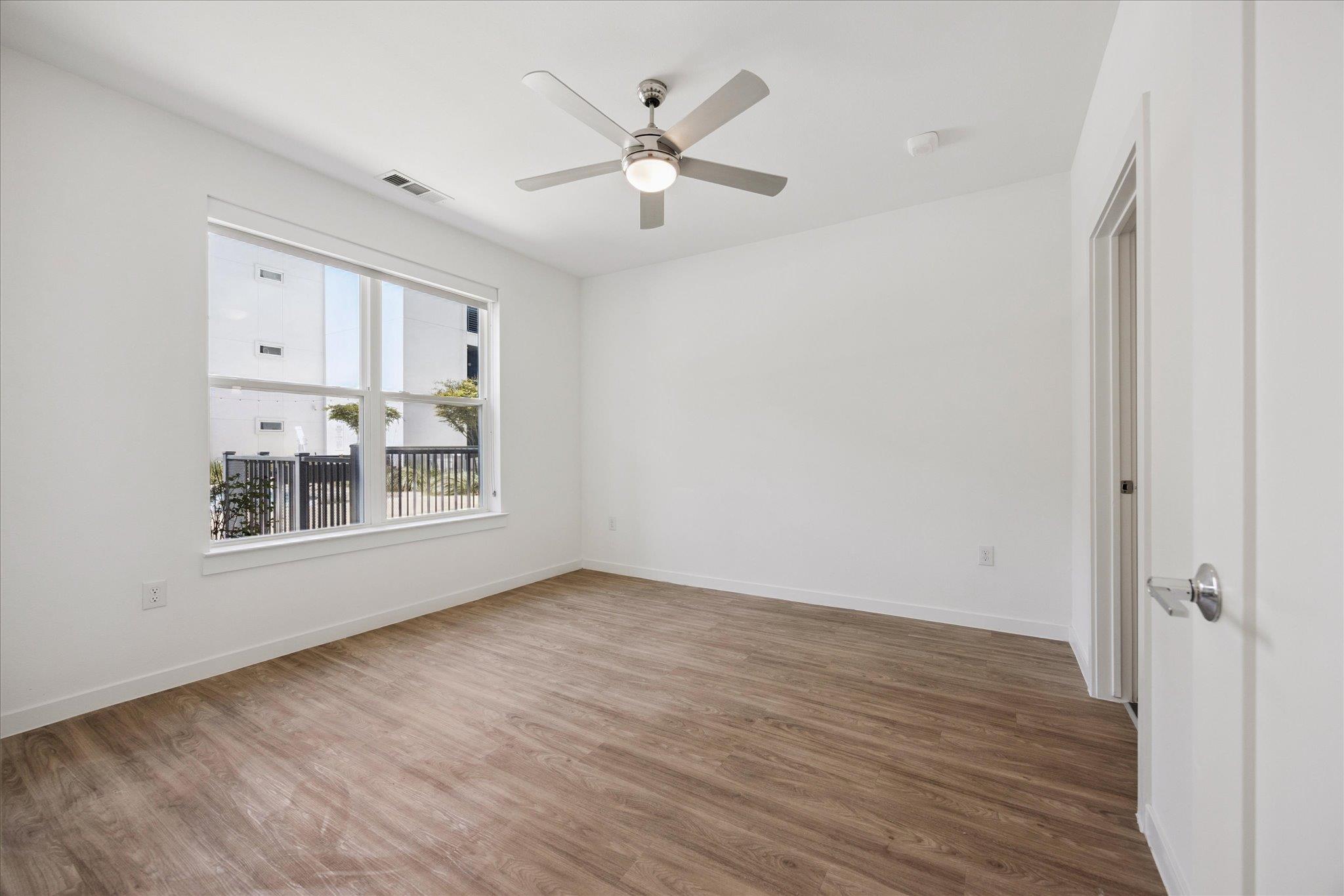 4801 Springdale Rd # 2006, Austin, TX 78723