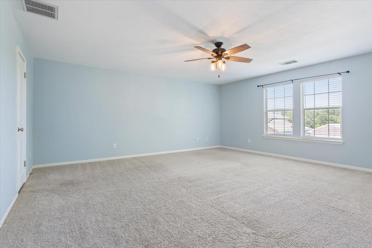 1450 Newbury St, Georgetown, TX 78626