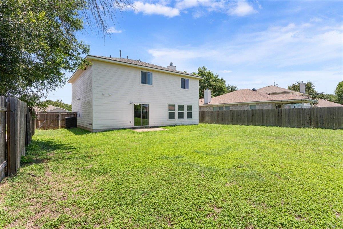 1450 Newbury St, Georgetown, TX 78626