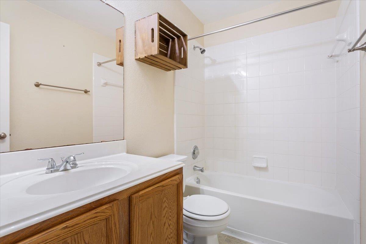 1450 Newbury St, Georgetown, TX 78626