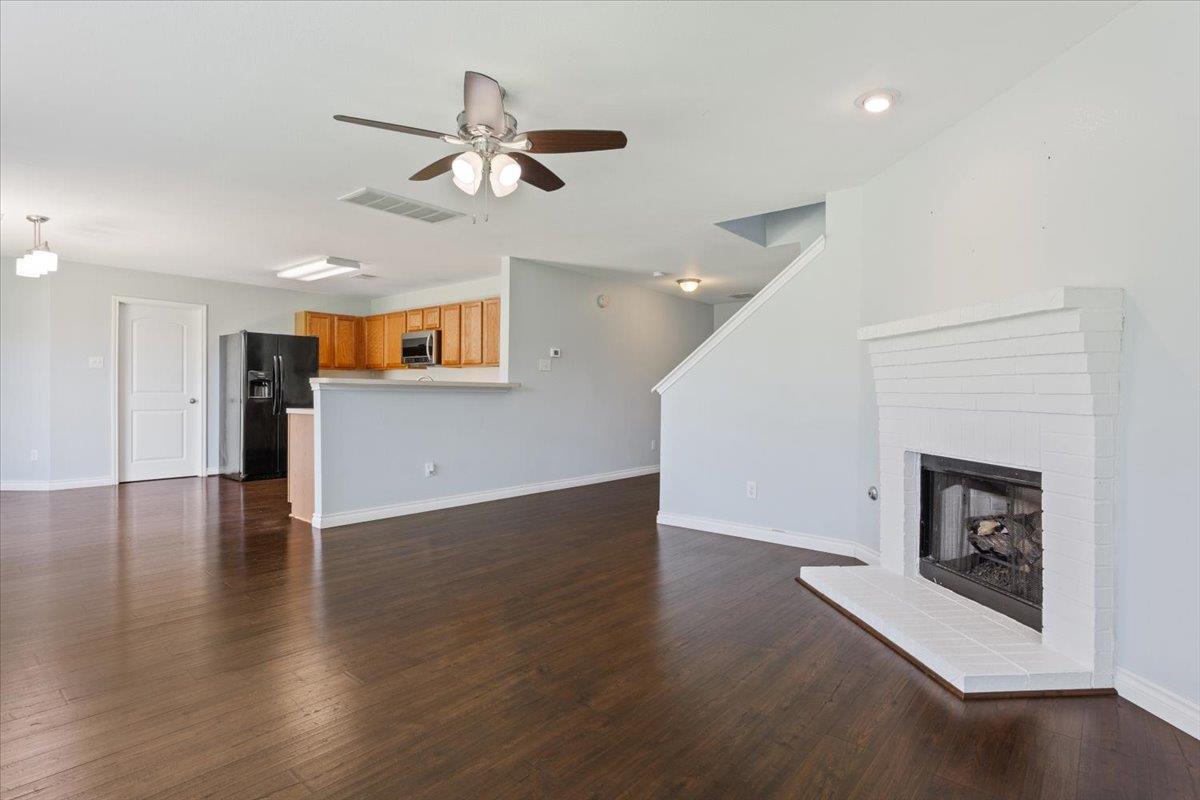 1450 Newbury St, Georgetown, TX 78626