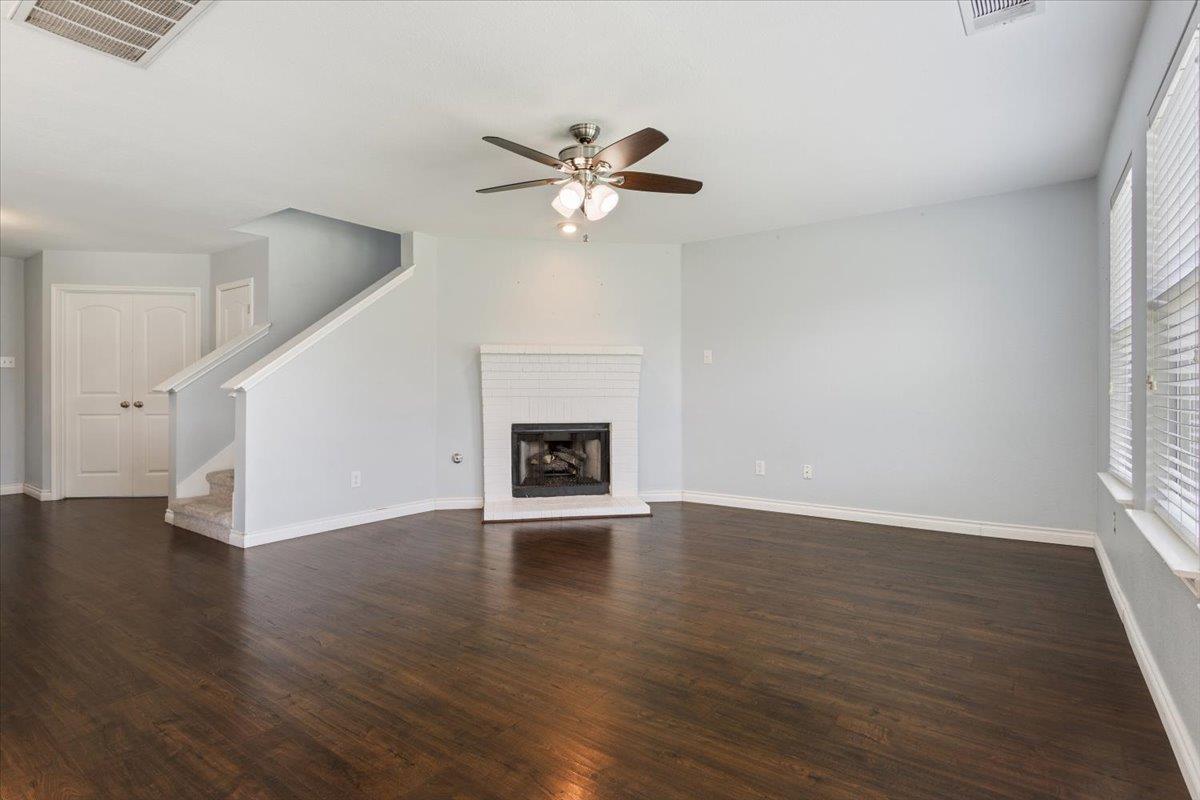 1450 Newbury St, Georgetown, TX 78626