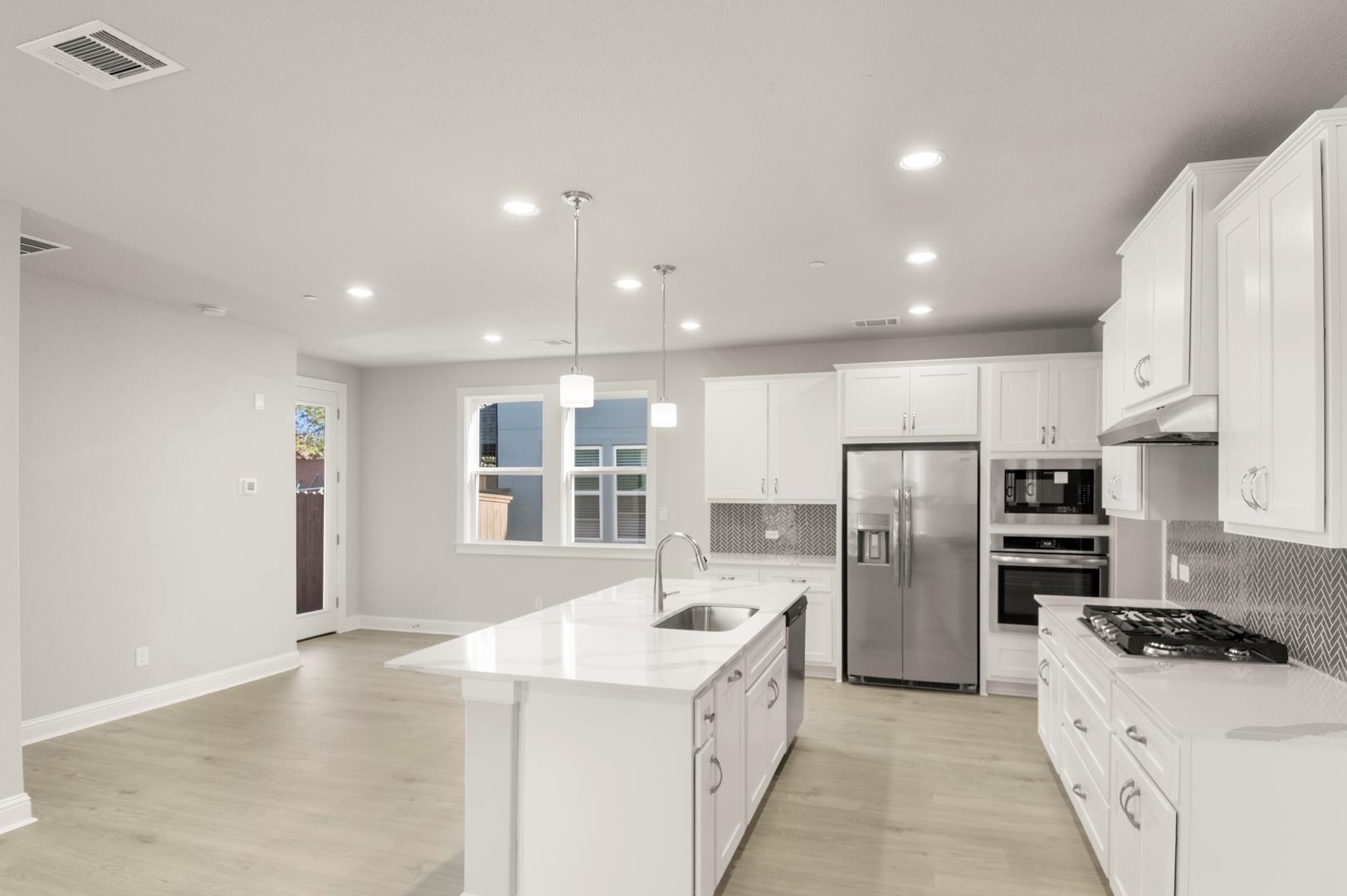 2605 Sam Bass Rd # 72, Round Rock, TX 78681