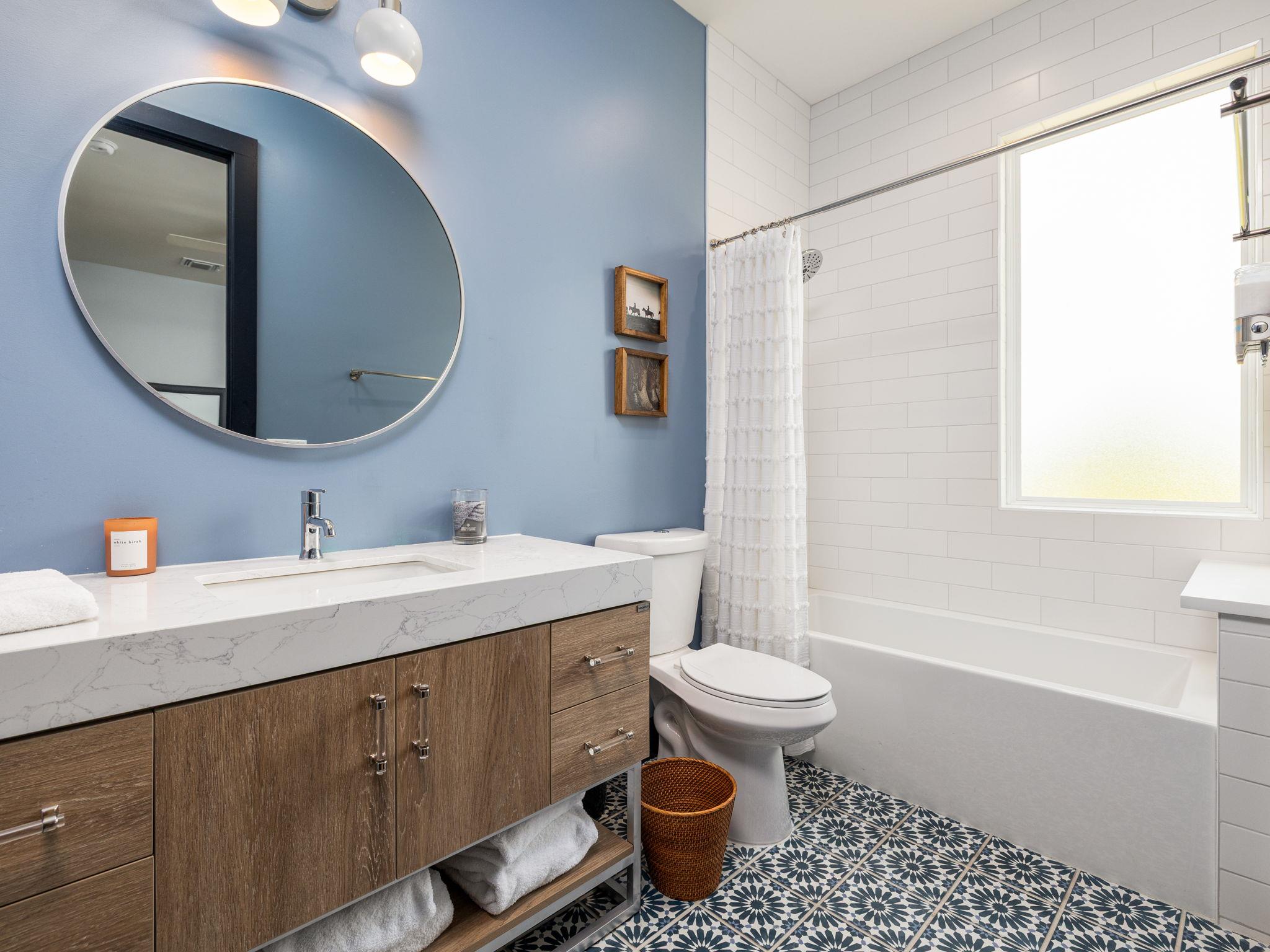 5705 Taunton Dr, Austin, TX 78723