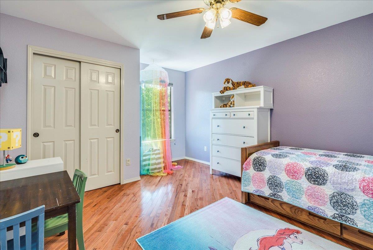 8210 LANDSMAN Dr, Austin, TX 78736