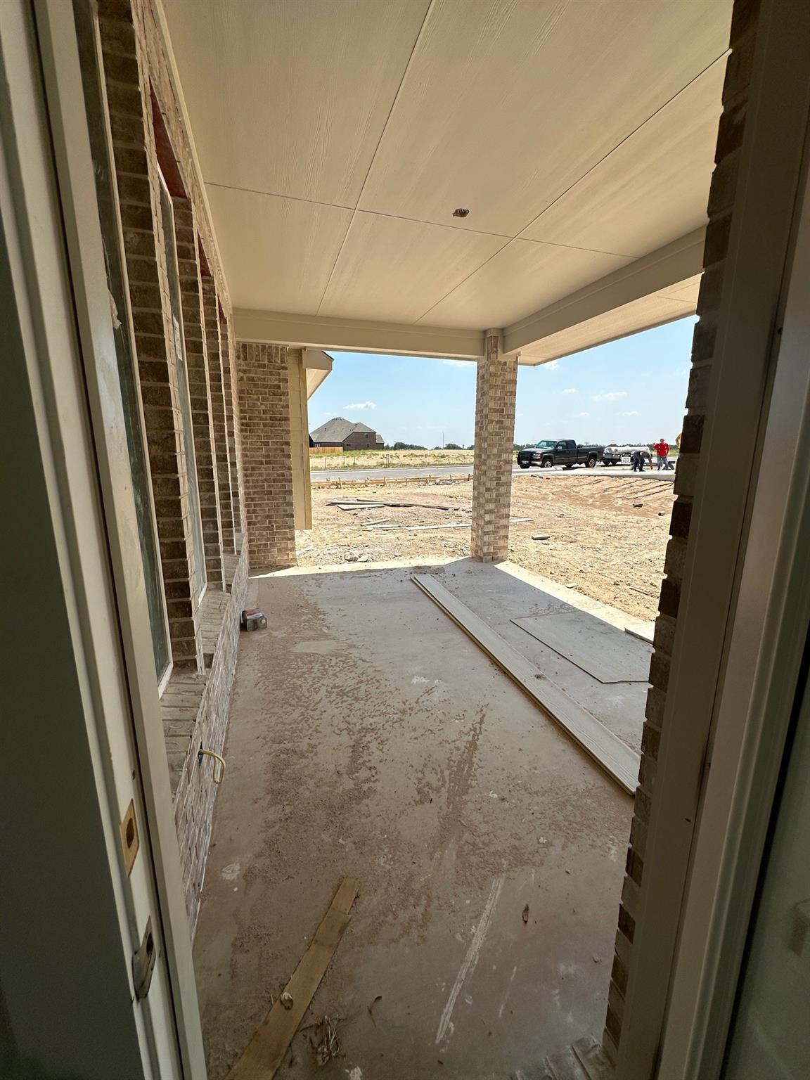 301 Yaklin Dr, Liberty Hill, TX 78642