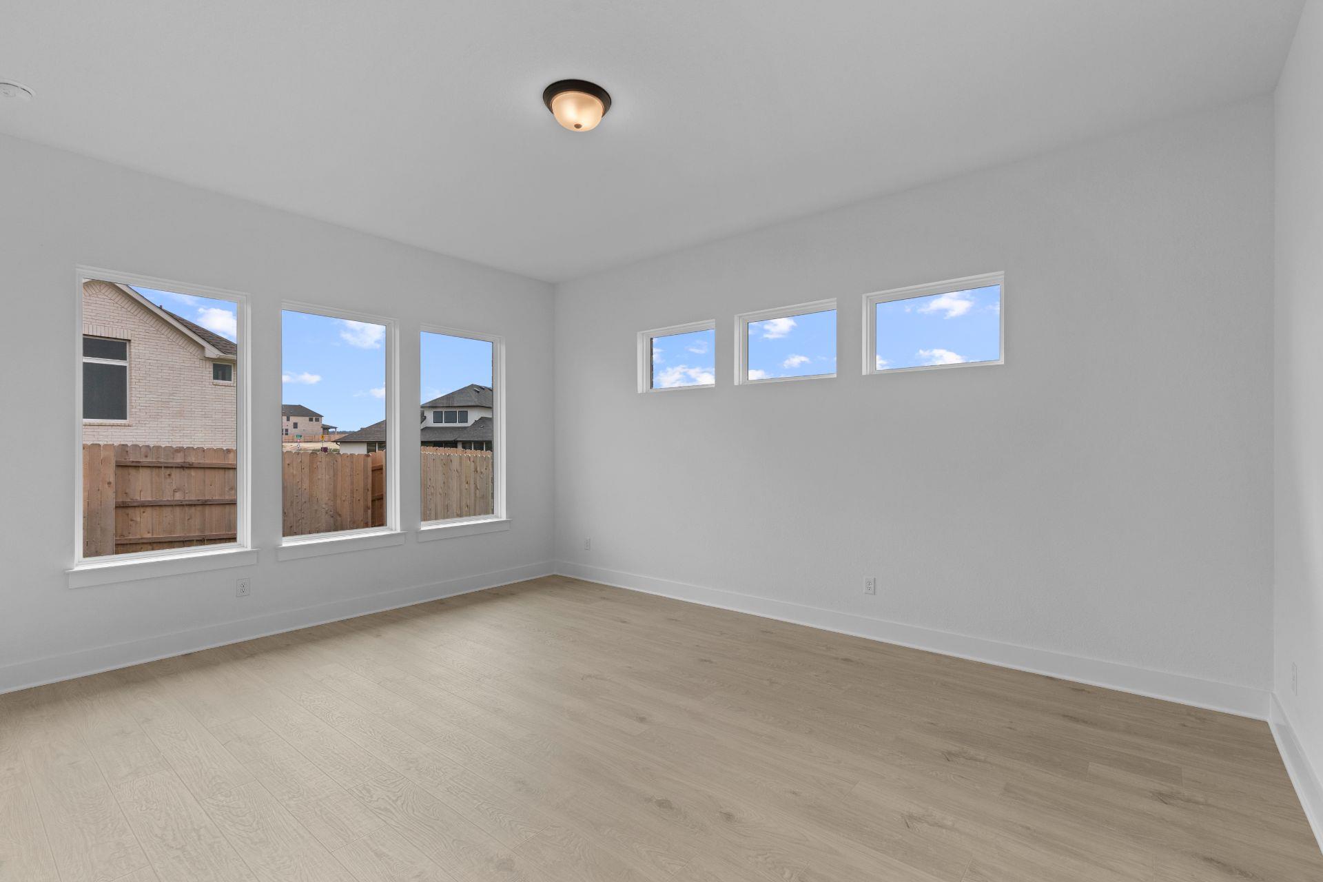 301 Yaklin Dr, Liberty Hill, TX 78642