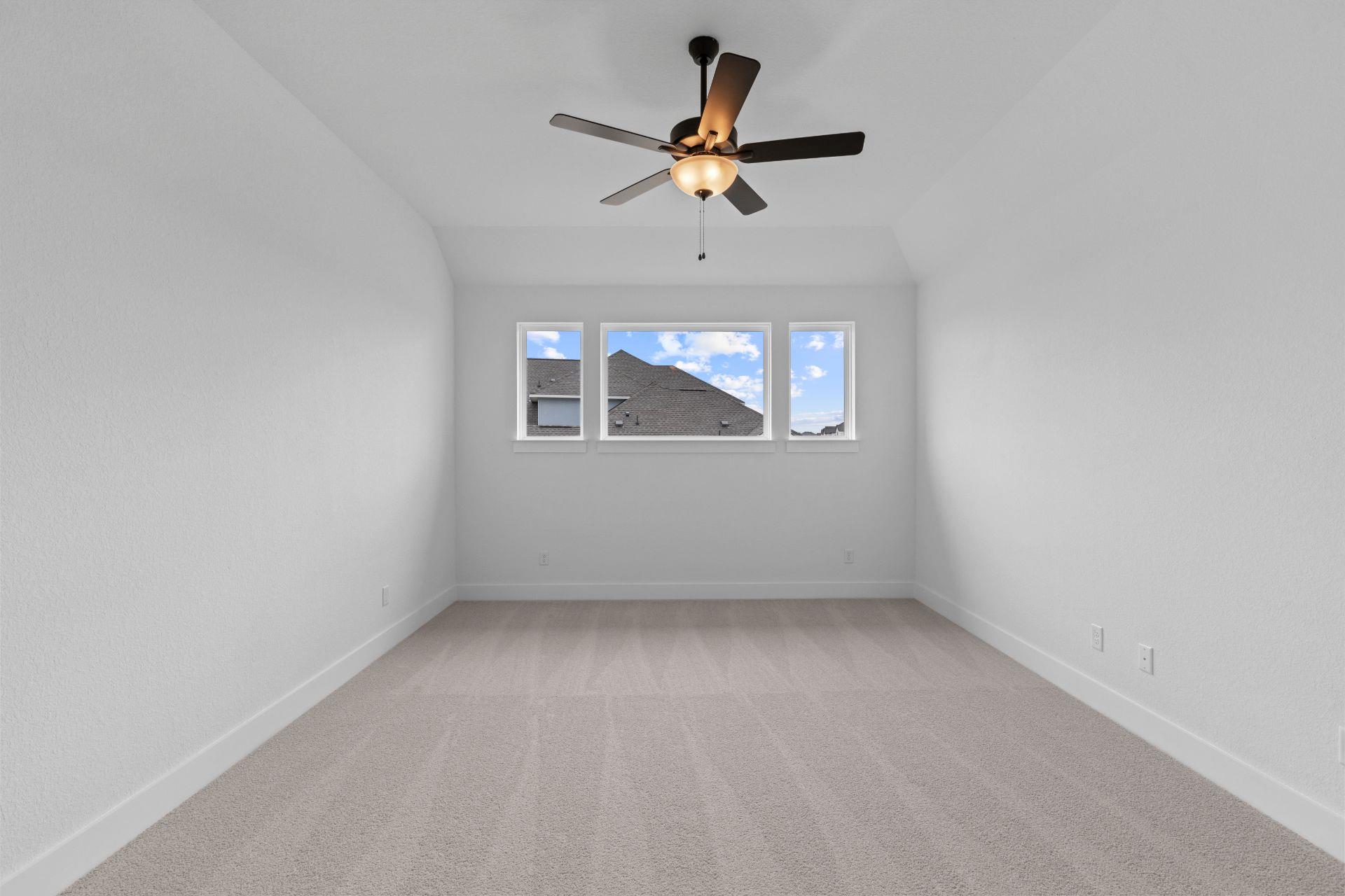 301 Yaklin Dr, Liberty Hill, TX 78642