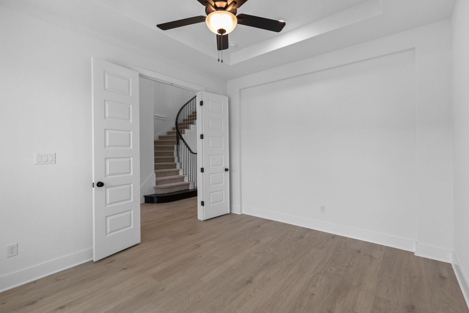 301 Yaklin Dr, Liberty Hill, TX 78642