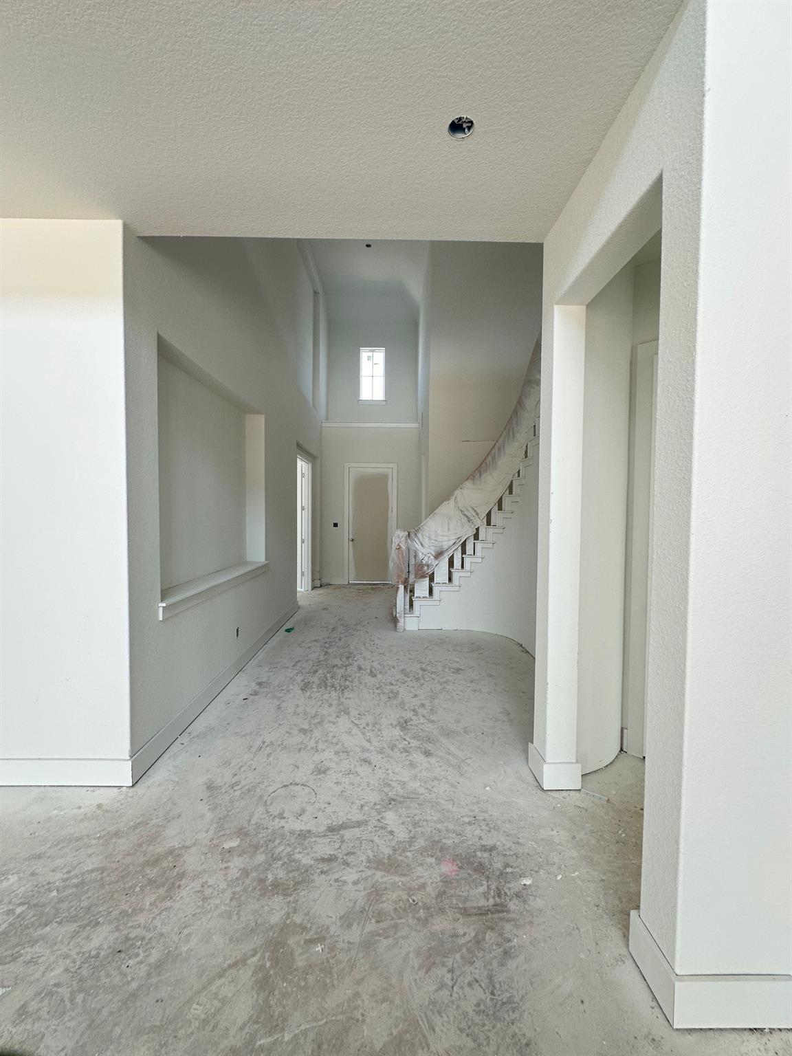 301 Yaklin Dr, Liberty Hill, TX 78642