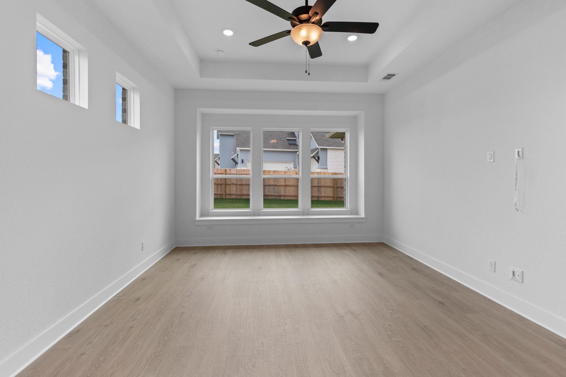 301 Yaklin Dr, Liberty Hill, TX 78642