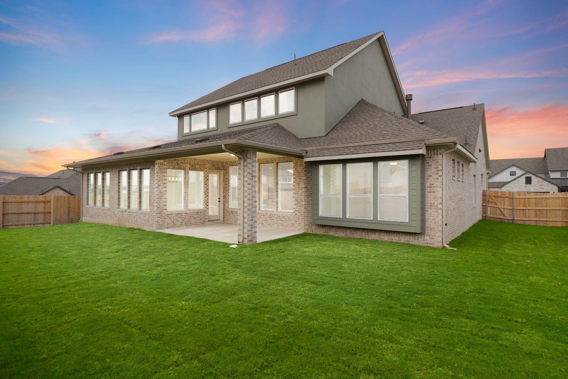 301 Yaklin Dr, Liberty Hill, TX 78642