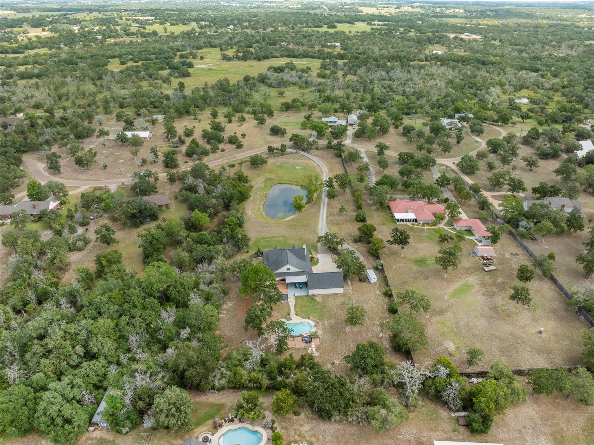 3275 Forest Hill East Dr, La Grange, TX 78945