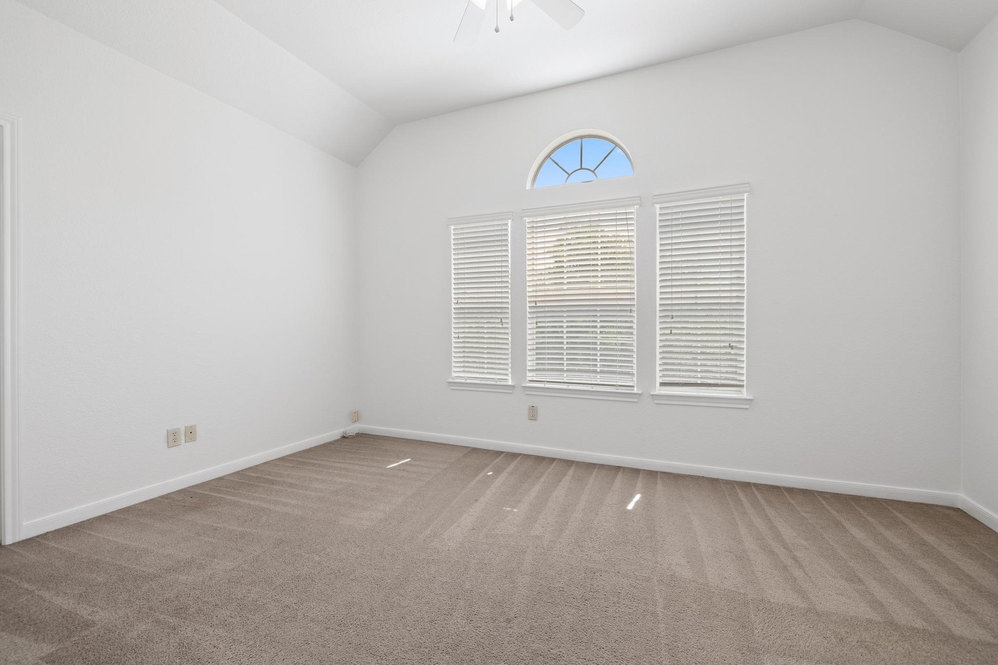 20936 Prestwick Dr, Hutto, TX 78634