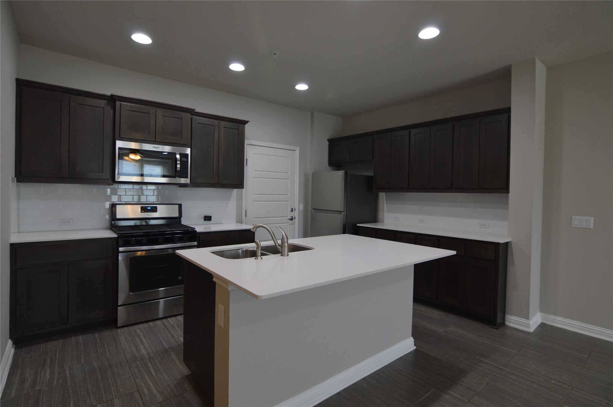 6814 E Riverside Dr # 52, Austin, TX 78741