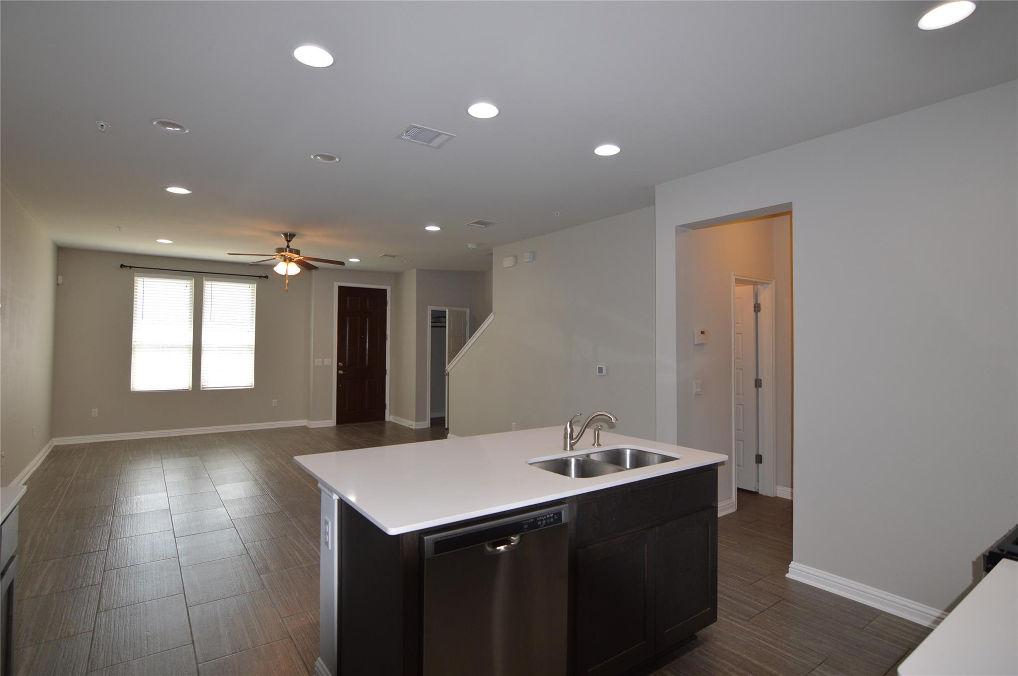 6814 E Riverside Dr # 52, Austin, TX 78741