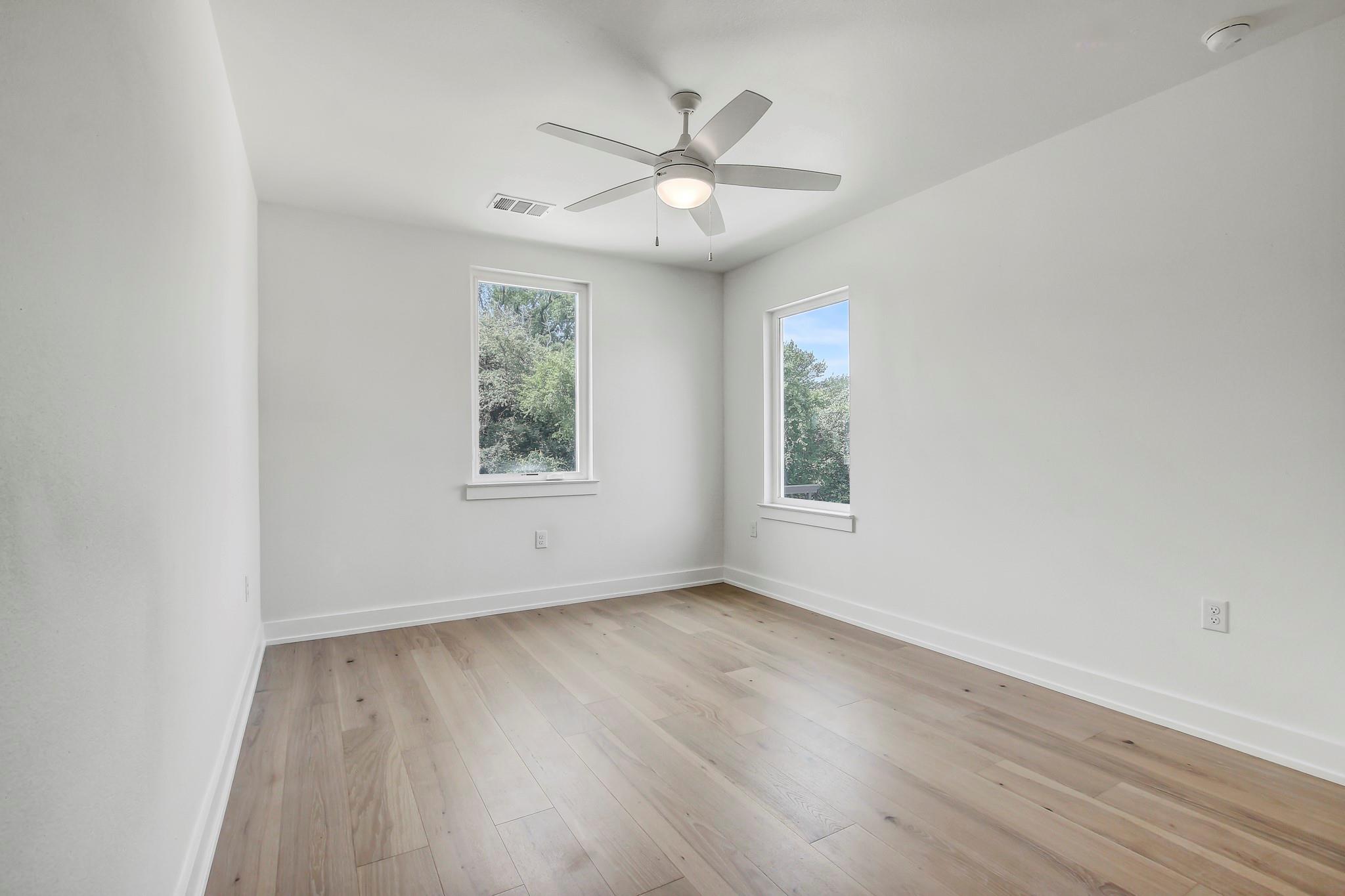 4127 E 12th St # 1, Austin, TX 78721