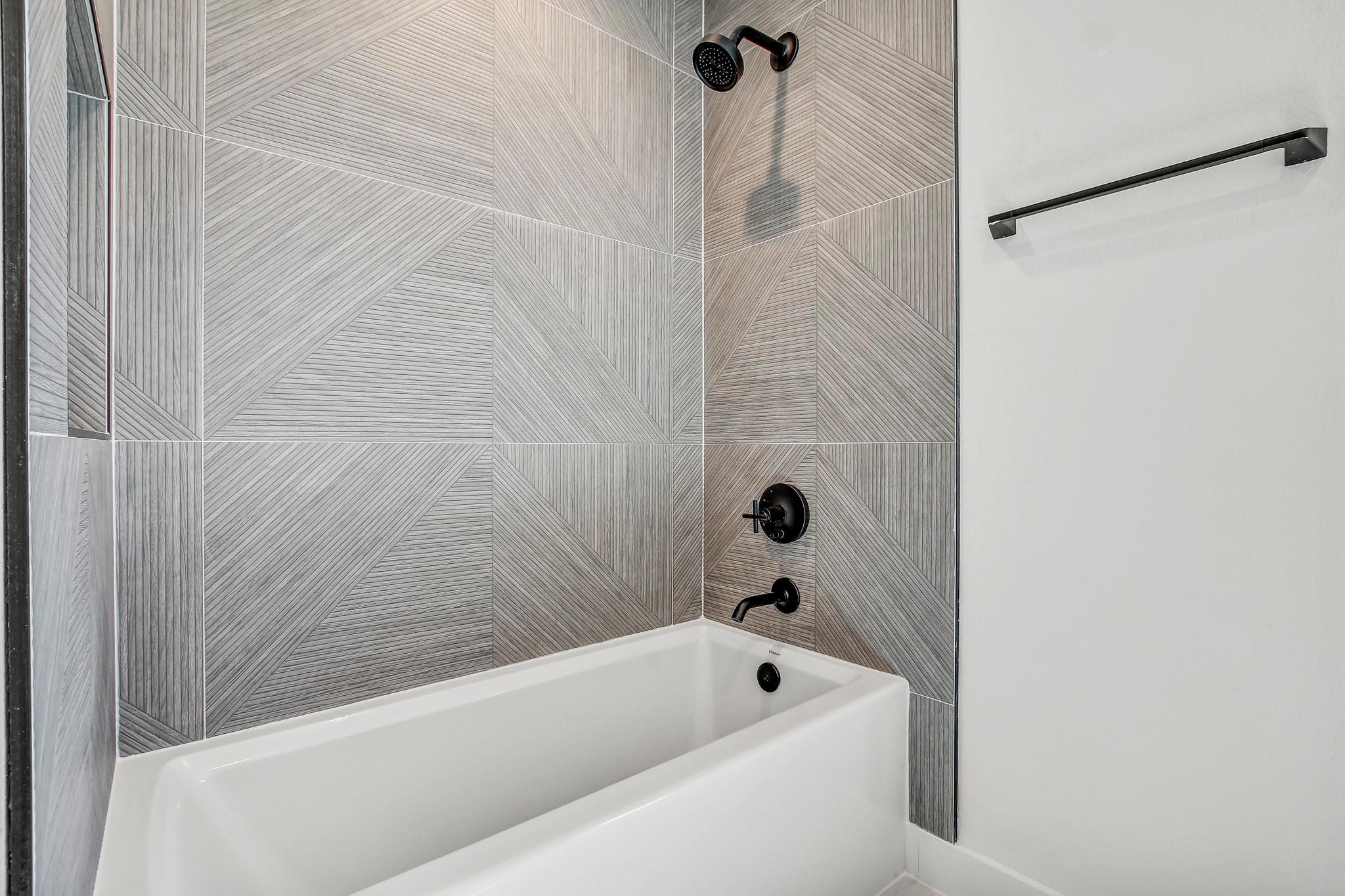 4127 E 12th St # 1, Austin, TX 78721