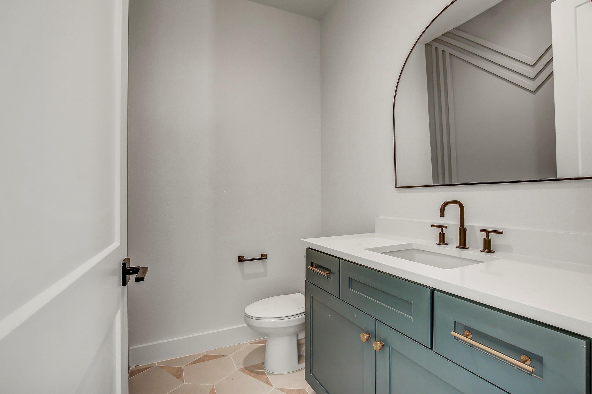 4127 E 12th St # 1, Austin, TX 78721