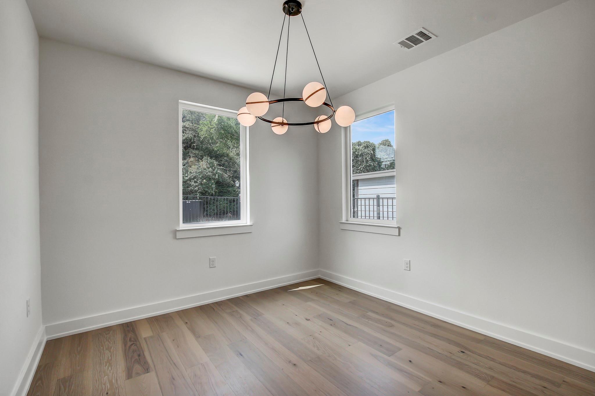 4127 E 12th St # 1, Austin, TX 78721