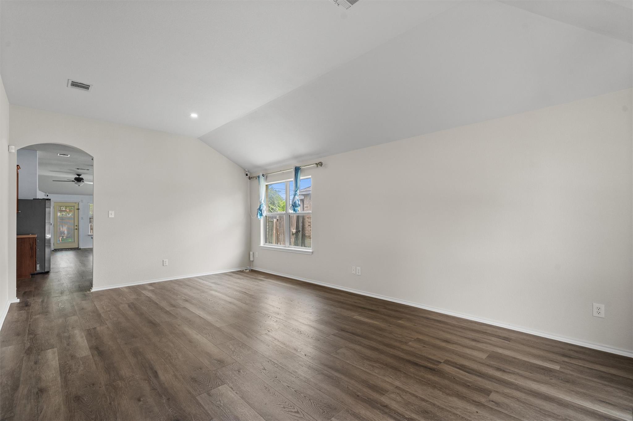 2141 Rachel Ln, Round Rock, TX 78664
