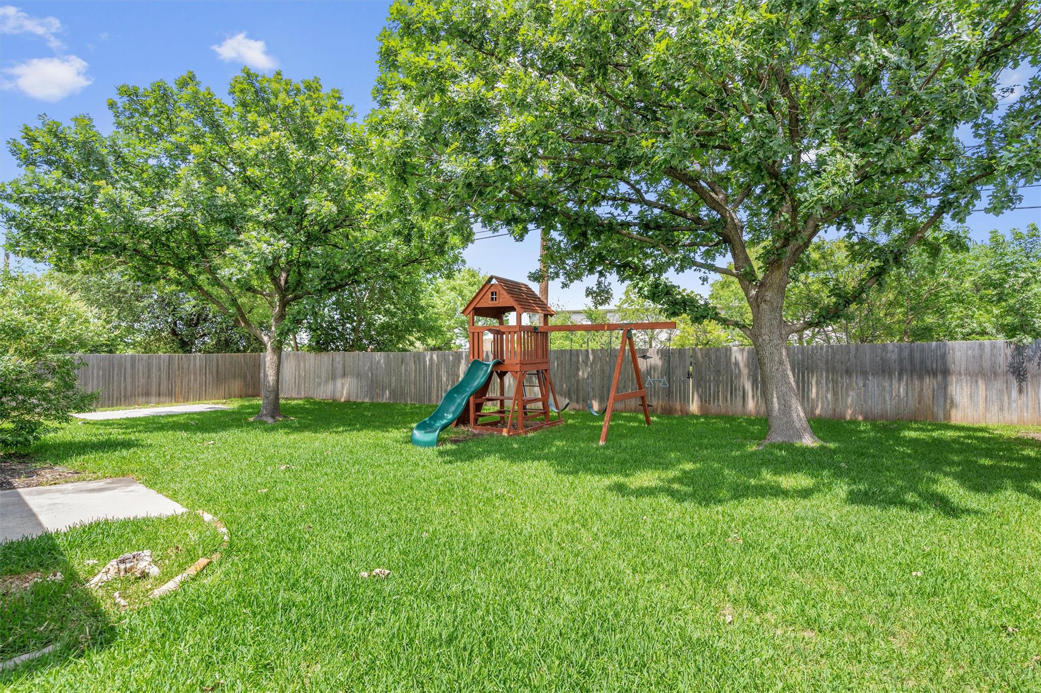 2141 Rachel Ln, Round Rock, TX 78664